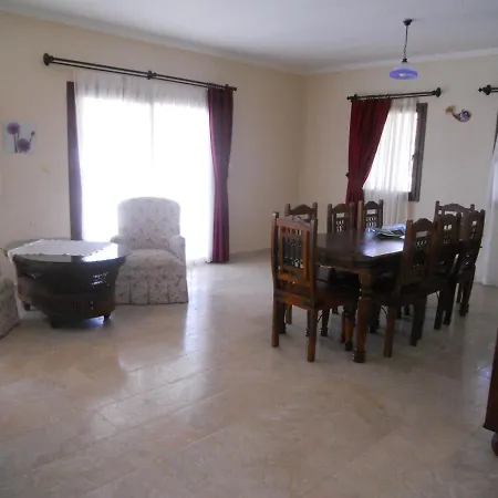 Yahsi Poolhouse Gurece